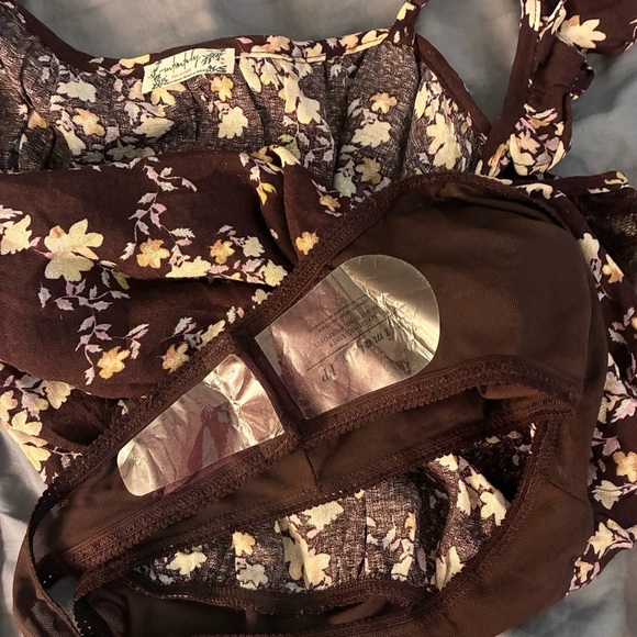 NWOT Intimately Free People Bodysuit Take It Away brown and pink Floral Size SP - Picture 8 of 8